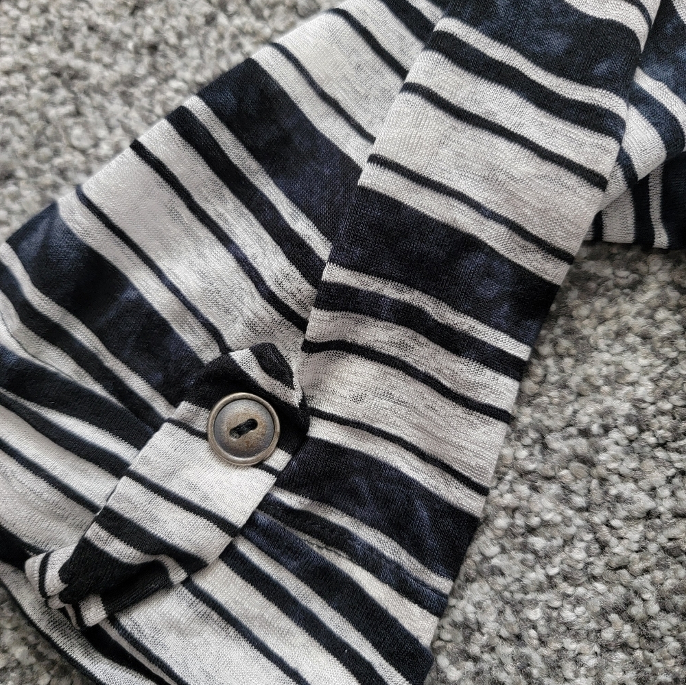 EUC! Navy Striped Hooded Cover Up - Picture 7 of 8